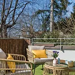 Old Town Penthouse Maisonette Private Rooftop アパート *