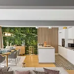 Old Town Penthouse Maisonette Private Rooftop