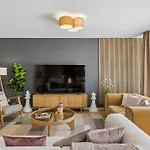 Old Town Penthouse Maisonette Private Rooftop Apartment