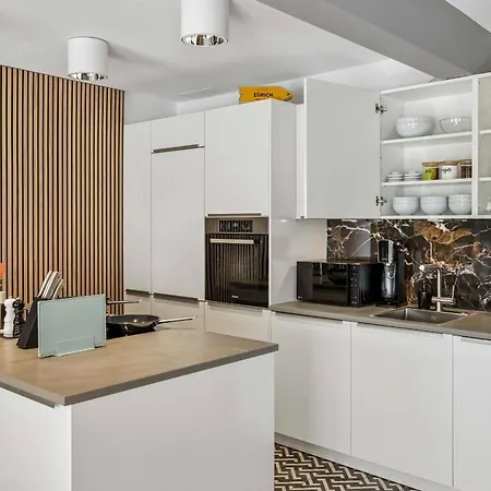 Old Town Penthouse Maisonette Private Rooftop *