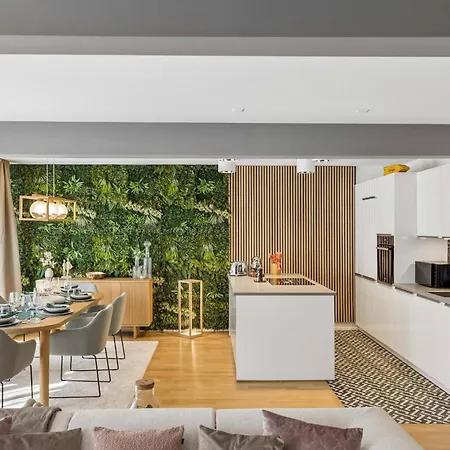 Oldtown Penthouse Maisonette Ac Privaterooftop