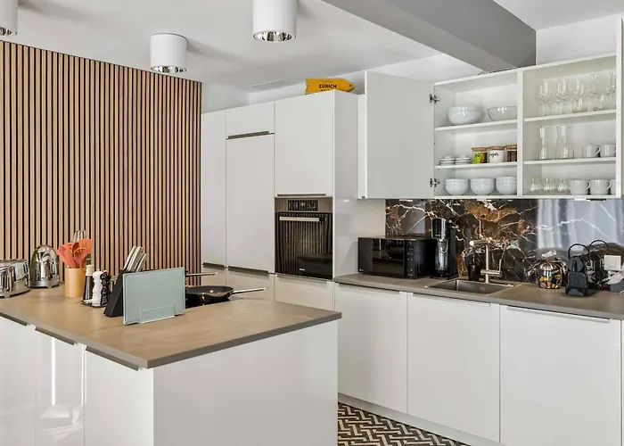 Old Town Penthouse Maisonette Private Rooftop *