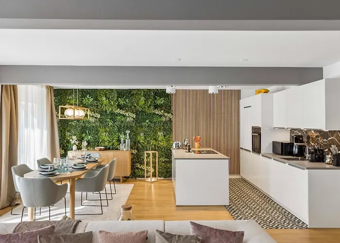 Old Town Penthouse Maisonette Private Rooftop