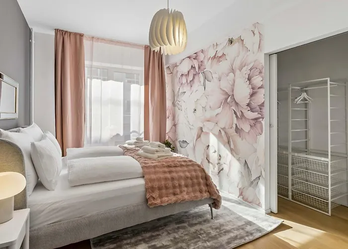 Old Town Penthouse Maisonette Private Rooftop * Цюрих