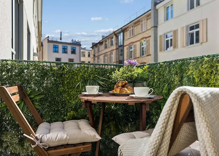 Old Town Penthouse Maisonette Private Rooftop Zürich