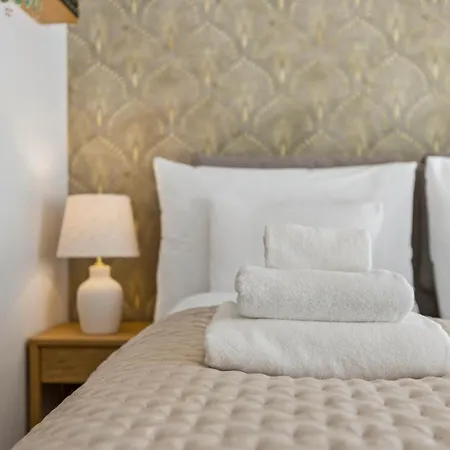 Old Town Penthouse Maisonette Private Rooftop