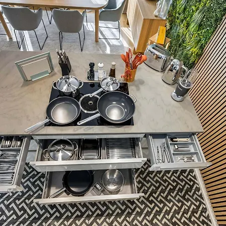 아파트 Old Town Penthouse Maisonette Private Rooftop 취리히